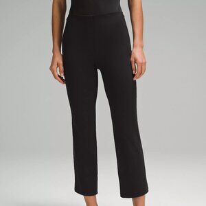 Smooth Fit Pull-On High-Rise Cropped Pant